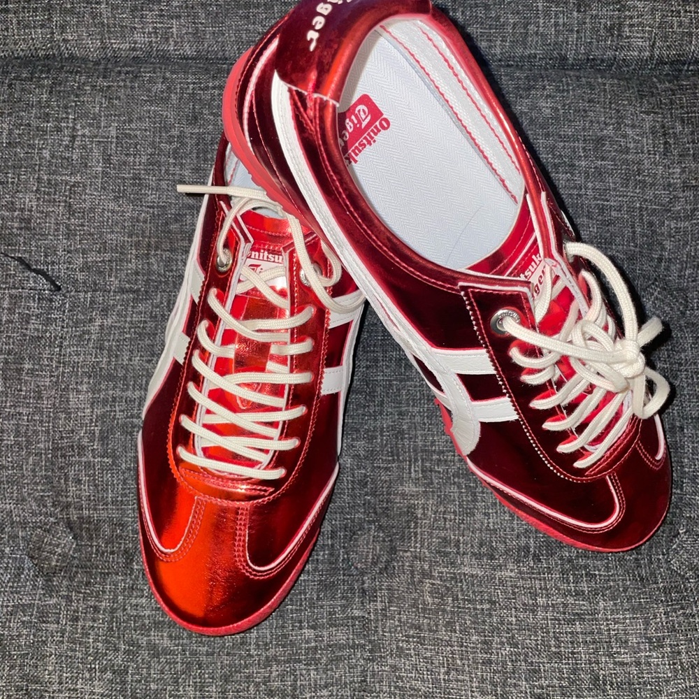 Onitsuka Tiger
Mexico 66 SD "Metallic Series - Ginger
Peach/Cream" sneakers